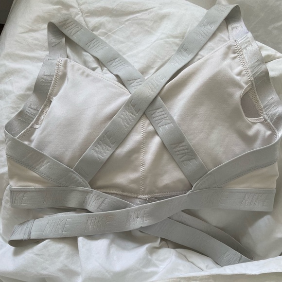 🙂 open back - Picture 2 of 2